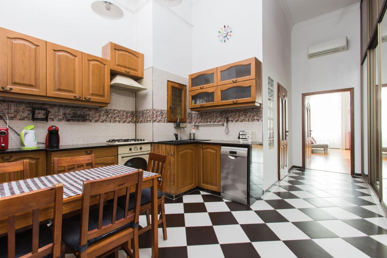 Grand Boulvard Apartment Budapeşte Dış mekan fotoğraf